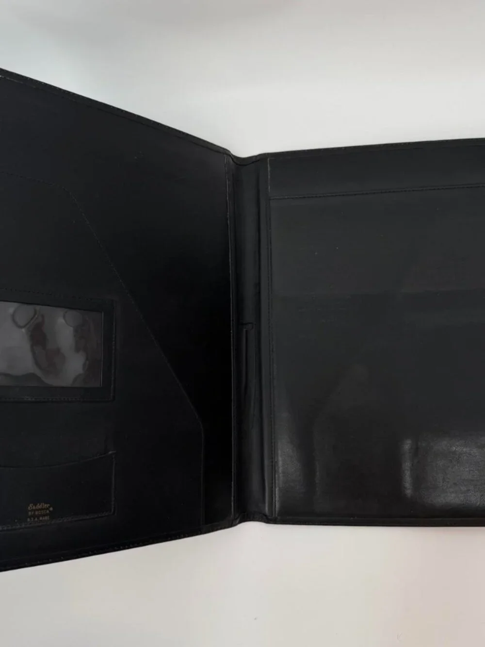 BOSCA USA Made Saddler Black Leather Padfolio Portfolio Folder Monogram SAS
